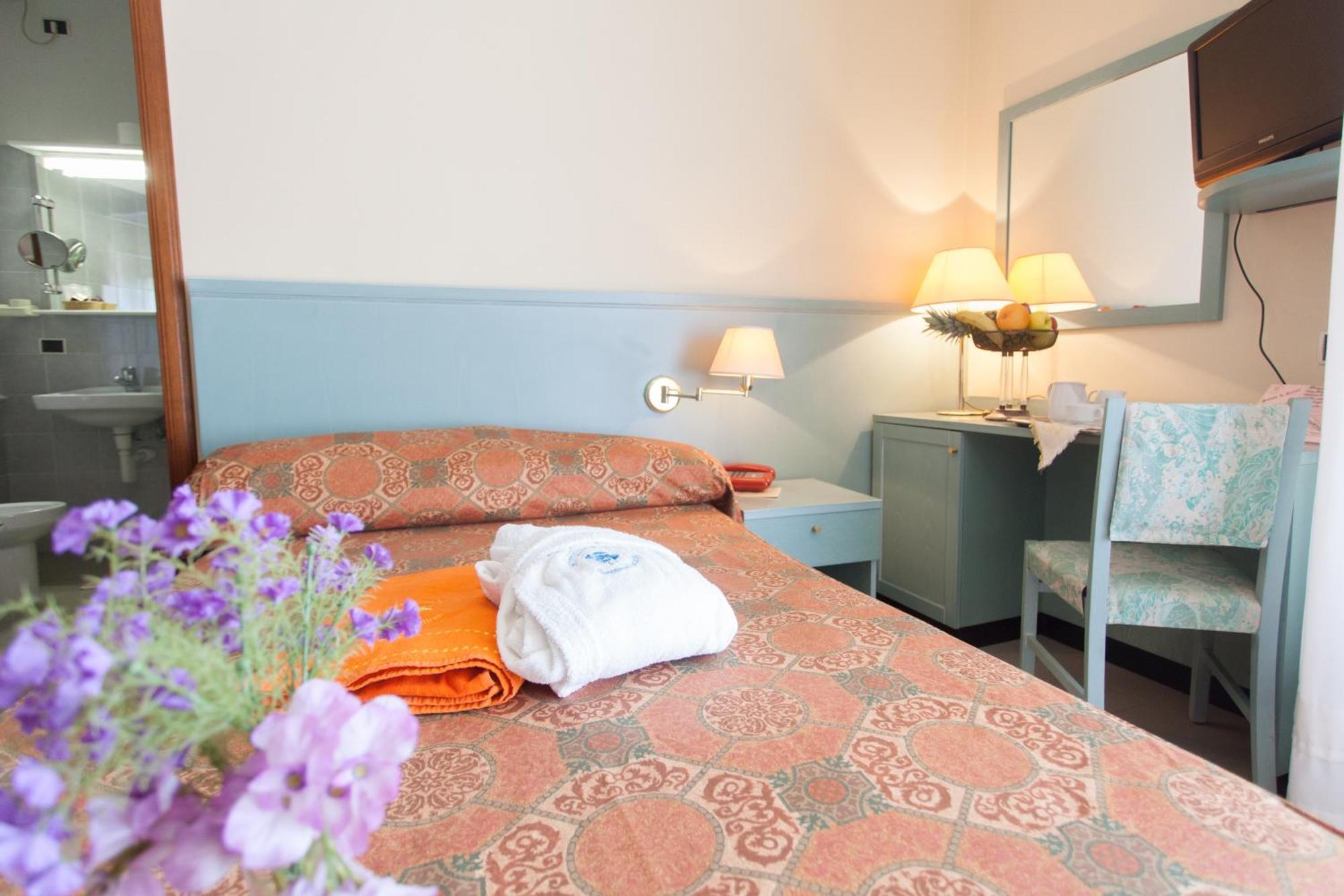 Hotel Sporting Tabiano Terme Ruang foto