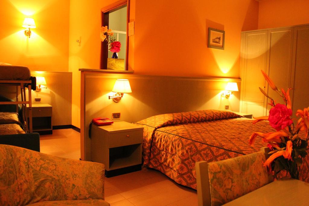 Hotel Sporting Tabiano Terme Ruang foto